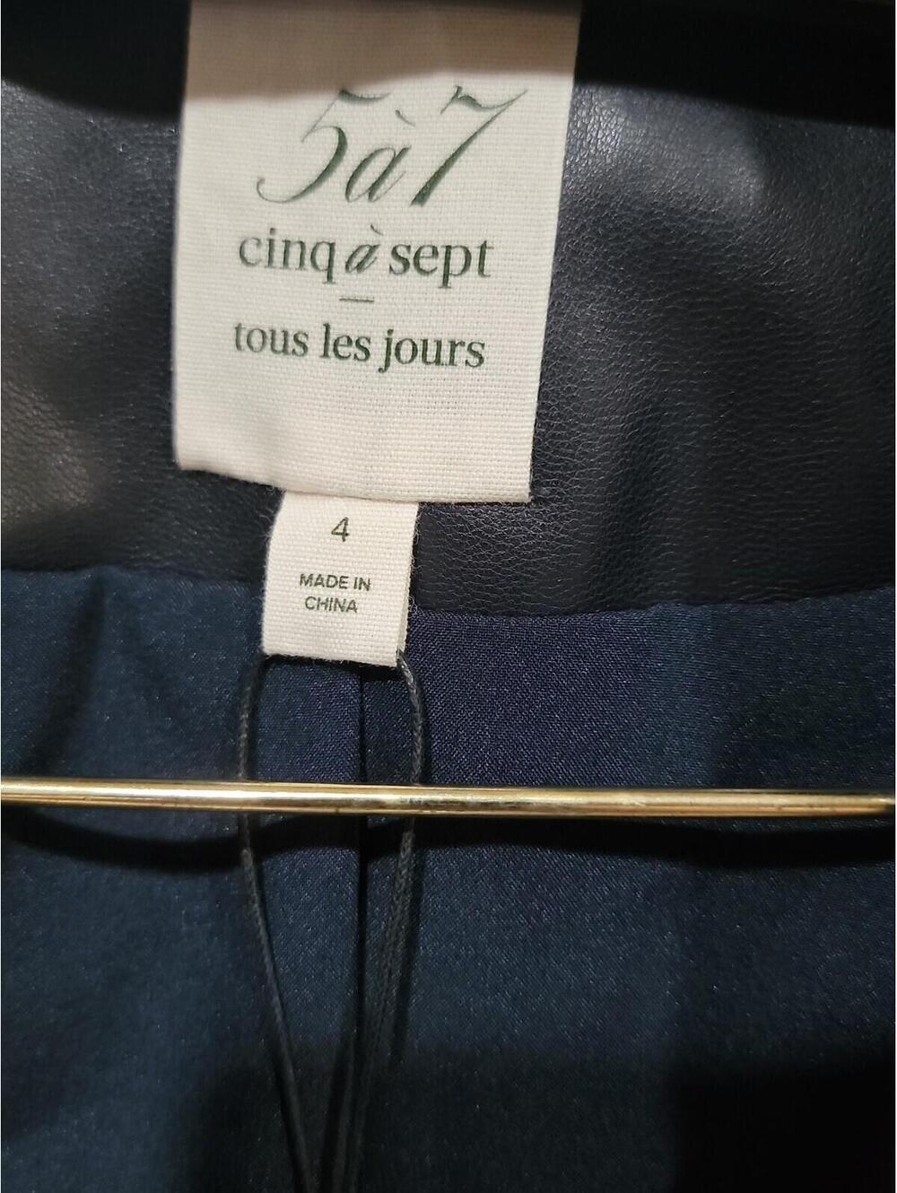 CINQ À SEPT Cheyenne Embroidered Eyelet Size 4 Faux Leather Blazer Navy NWT #W3 - Picture 9 of 13